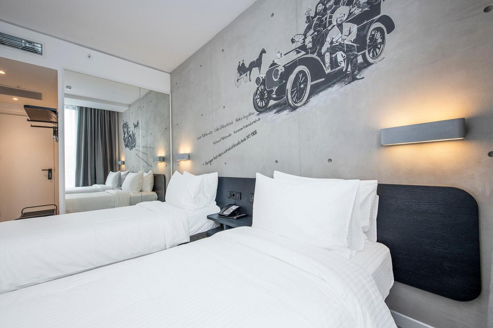 Golden Tulip Design Tbilisi Hotel Buitenkant foto