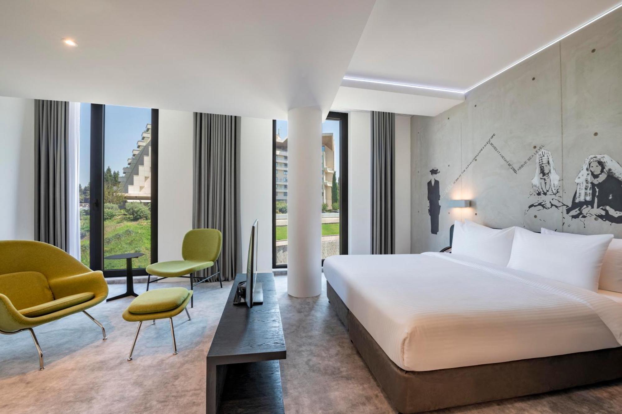 Golden Tulip Design Tbilisi Hotel Kamer foto