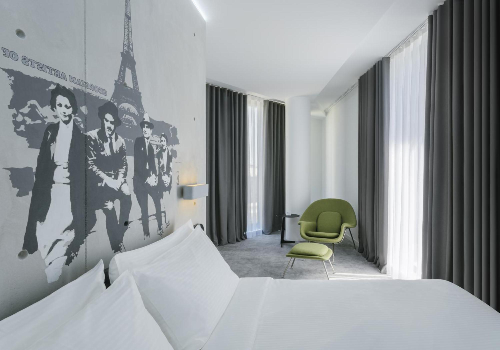Golden Tulip Design Tbilisi Hotel Buitenkant foto