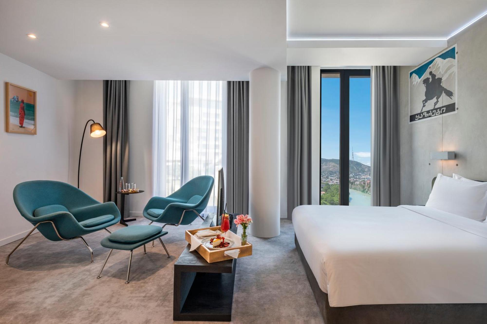 Golden Tulip Design Tbilisi Hotel Buitenkant foto